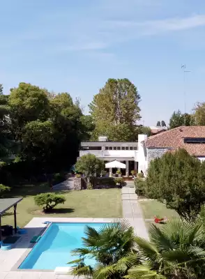 Cervignano - Villa histórica con piscina en una finca de 20.000 m2